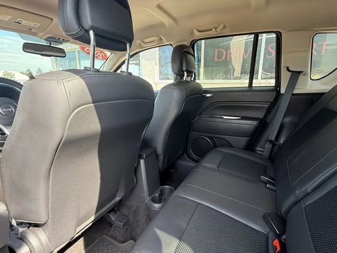 Used 2015 Jeep Compass Latitude w/ Trailer Tow Prep Group image 10