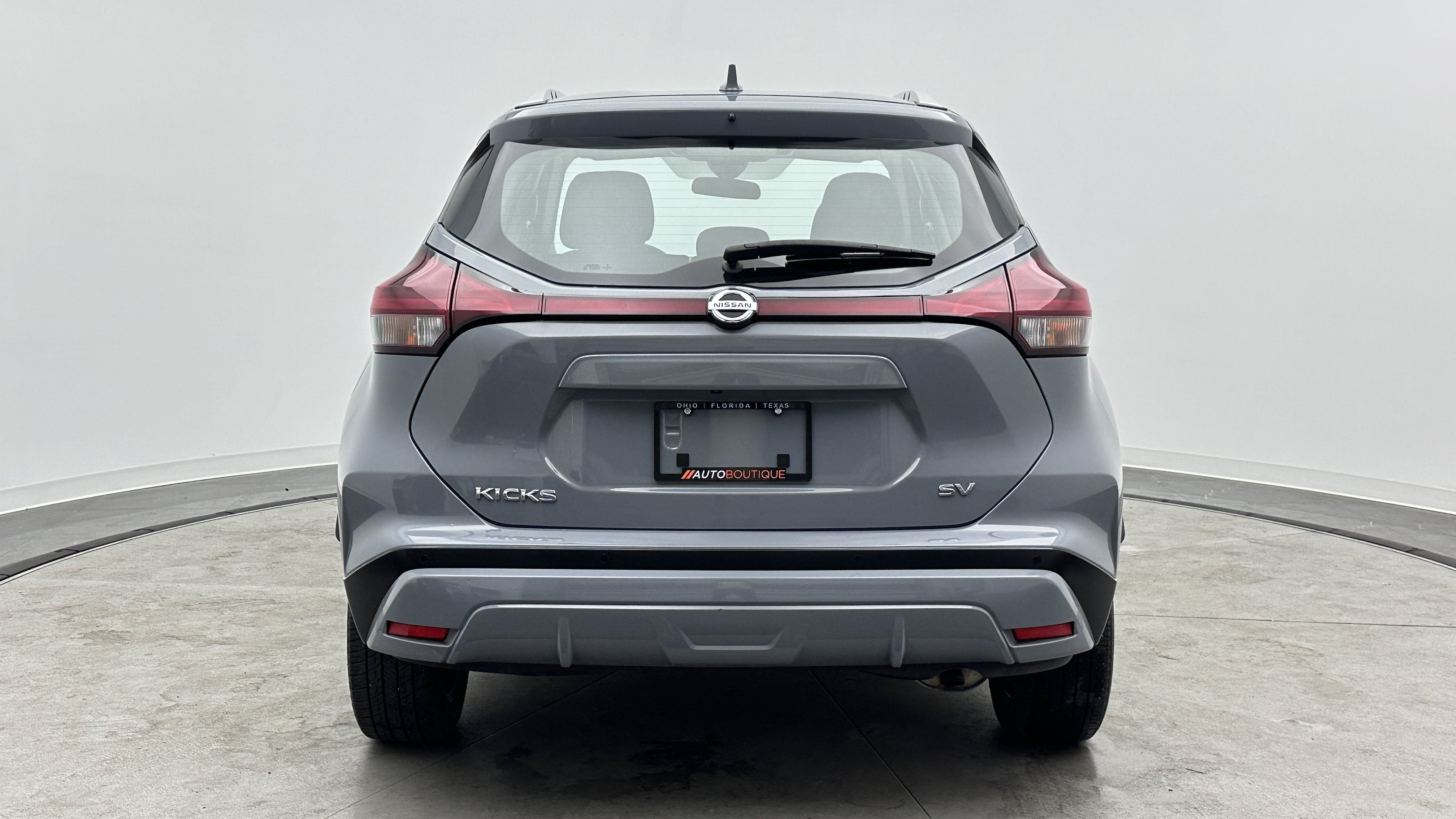 Used 2021 Nissan Kicks SV FWD image 6