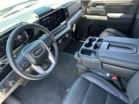 New 2026 GMC Sierra 1500 SLT AWD/4WD image 10