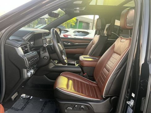 Used 2024 GMC Yukon XL Denali Ultimate image 20