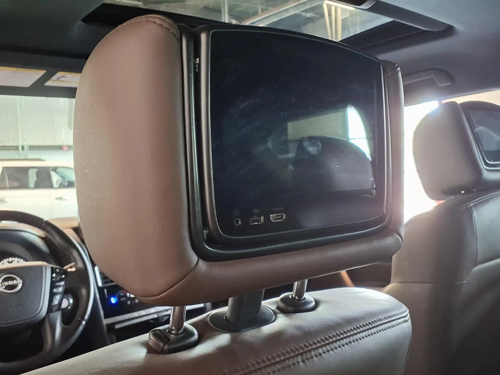 Used 2022 Nissan Armada Platinum w/ Captain's Chairs Package AWD/4WD image 17
