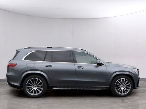 New 2025 Mercedes-Benz GLS 580 4MATIC image 11