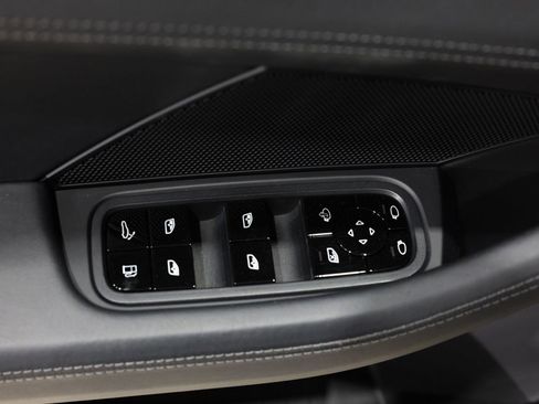 Used 2021 Porsche Panamera Turbo S w/ Assistance Package image 53