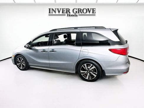 Used 2019 Honda Odyssey Elite image 7