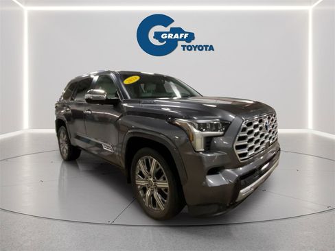 Used 2024 Toyota Sequoia Capstone image 7