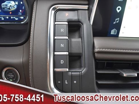 Used 2024 Chevrolet Tahoe Z71 w/ Luxury Package AWD/4WD image 47