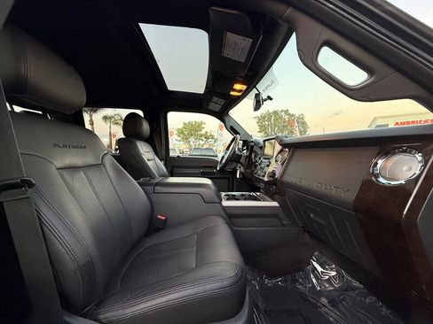Used 2015 Ford F250 Platinum w/ FX4 Off-Road Package image 40
