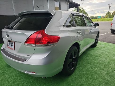 Used 2009 Toyota Venza AWD w/ Convenience Pkg image 4