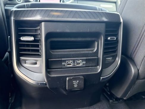 Used 2026 RAM 1500 Big Horn AWD/4WD image 10