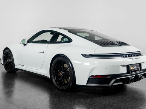 Used 2025 Porsche 911 Carrera 4 GTS image 15