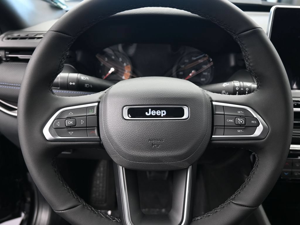 New 2026 Jeep Compass Latitude AWD/4WD image 14