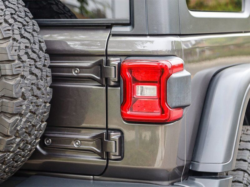 Used 2019 Jeep Wrangler Unlimited Rubicon AWD/4WD image 16