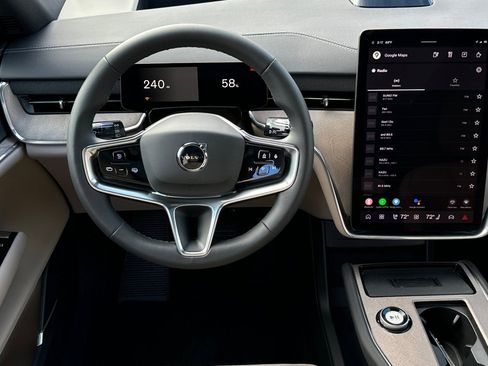 New 2025 Volvo EX90 Ultra AWD/4WD image 14