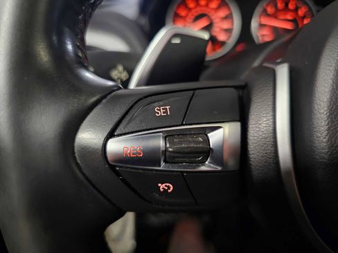 Used 2015 BMW M235i Coupe image 22