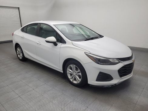 Used 2019 Chevrolet Cruze LT FWD image 13