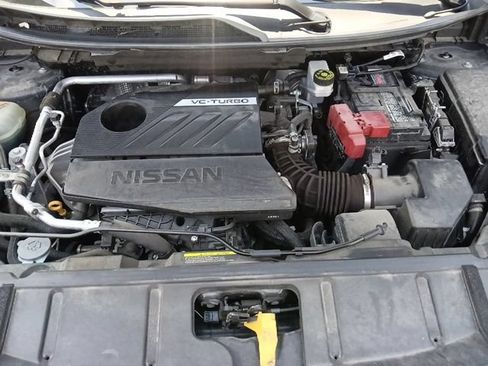 Used 2024 Nissan Rogue SV FWD image 33