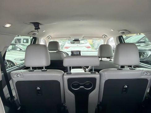 Used 2023 Honda Pilot EX-L image 17