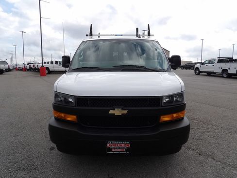 Used 2020 Chevrolet Express 2500 w/ Driver Convenience Package RWD image 12