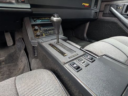 Used 1992 Chevrolet Camaro RS image 9