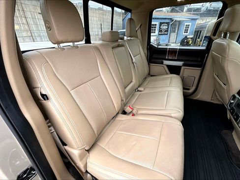 Used 2018 Ford F150 Lariat AWD/4WD image 19