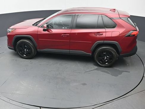 Used 2023 Toyota RAV4 LE AWD/4WD image 38