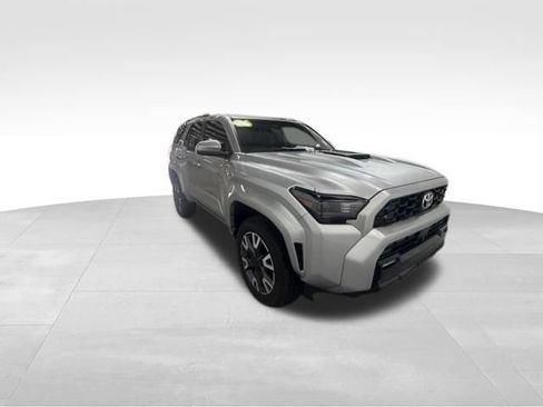 Used 2026 Toyota 4Runner TRD Sport AWD/4WD image 5