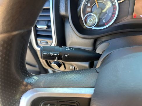 Used 2021 RAM 2500 Big Horn image 31