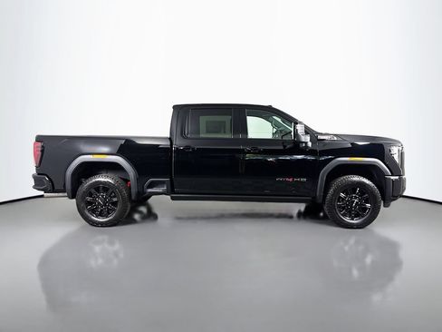 New 2026 GMC Sierra 2500 AT4 AWD/4WD image 8