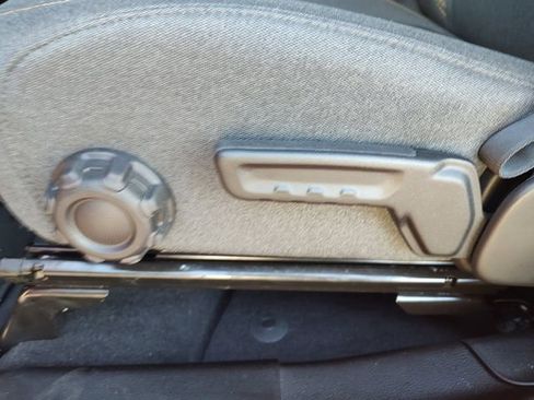 Certified 2025 Jeep Wrangler Unlimited Sahara image 28