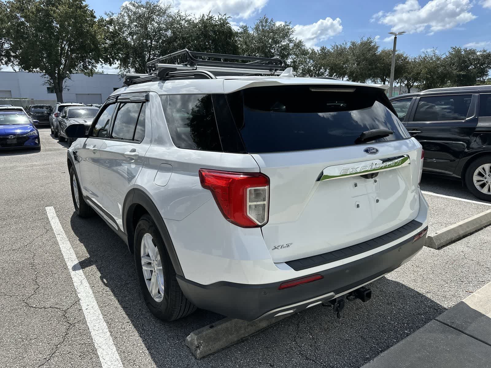 Used 2020 Ford Explorer XLT w/ Equipment Group 202A RWD image 6