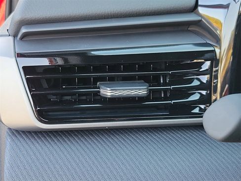 New 2026 Toyota Camry SE image 32