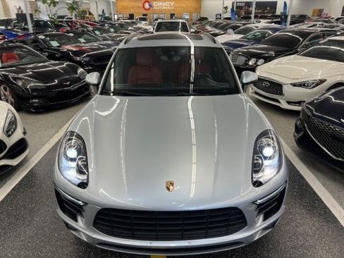 Used 2018 Porsche Macan AWD/4WD image 5