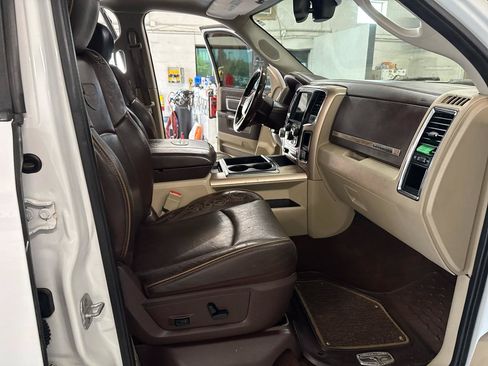 Used 2014 RAM 1500 Laramie Longhorn w/ Convenience Group AWD/4WD image 46
