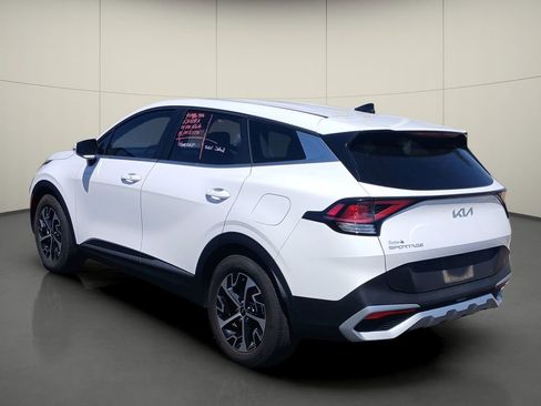 Used 2024 Kia Sportage EX FWD image 5
