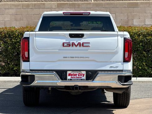 Certified 2025 GMC Sierra 1500 SLT RWD image 5