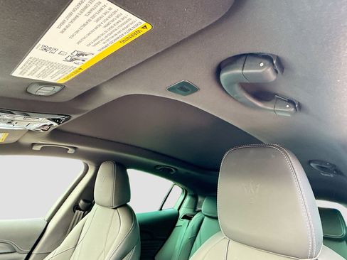 New 2025 Maserati Grecale Modena image 28