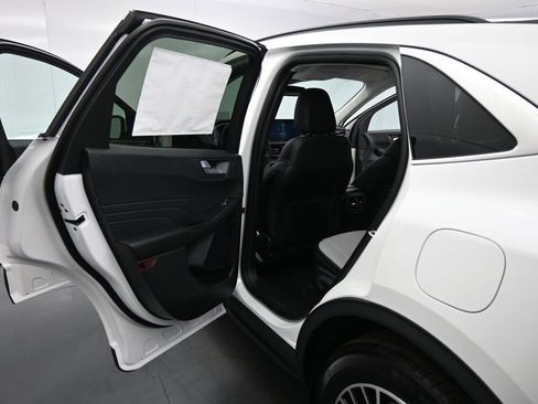 New 2025 Ford Escape Base w/ PHEV Premium Package image 21