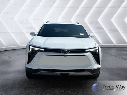 New 2026 Chevrolet Blazer EV LT w/ Midnight/Sport Edition FWD image 8