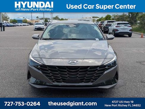 Certified 2023 Hyundai Elantra Limited w/ Cargo Package FWD image 8