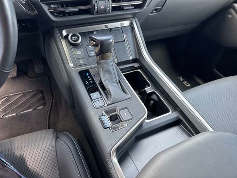 Certified 2025 Lexus GX 550 w/ Accessory Package (Z1) AWD/4WD image 27