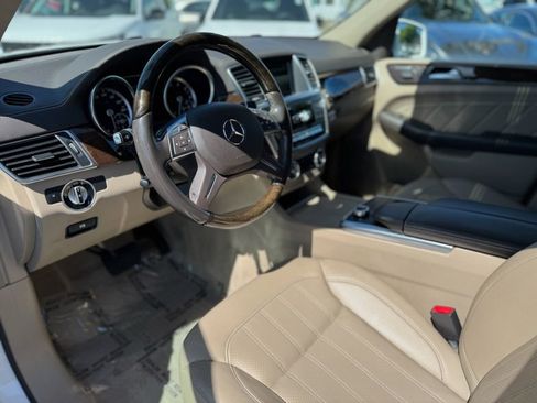 Used 2016 Mercedes-Benz GL 450 4MATIC image 11