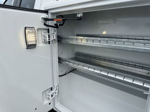 New 2025 Ford F350 XL w/ XL Chrome Package image 21