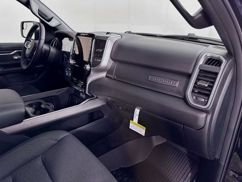 New 2026 RAM 1500 Big Horn AWD/4WD image 37