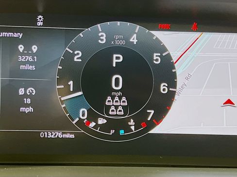 Used 2025 Land Rover Discovery S AWD/4WD image 12