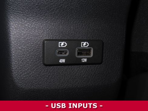 Certified 2025 Nissan Kicks SV w/ Charging Package image 10