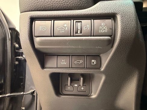 Used 2025 Toyota Land Cruiser AWD/4WD image 21