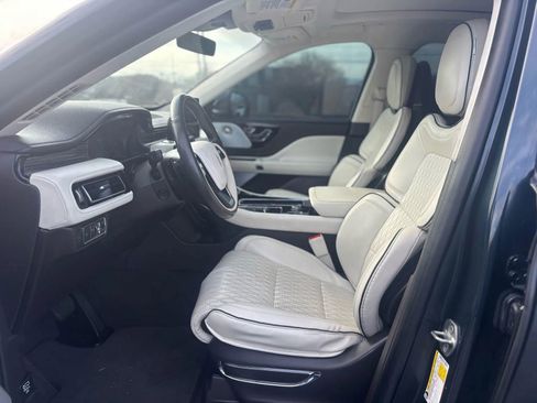 Used 2020 Lincoln Aviator Black Label image 10
