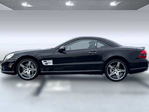Used 2011 Mercedes-Benz SL 63 AMG image 2