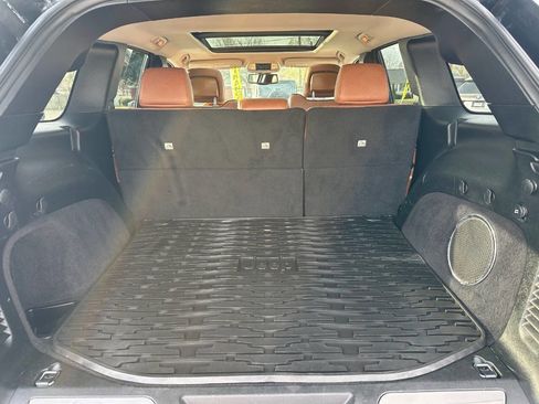 Used 2013 Jeep Grand Cherokee Overland image 30