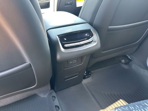 New 2025 Cadillac XT6 Premium Luxury w/ LPO, Floor Liner Package image 21